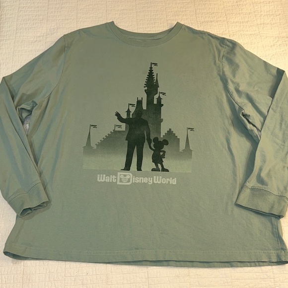 Disney Tops - Disney XL Sage Green Wold Partners Statue Soft Cotton